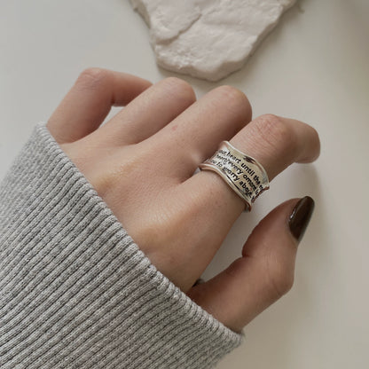 Geometric Wide-Brimmed Hip-Hop Ring