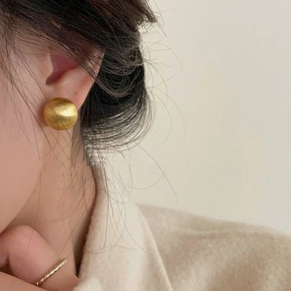 Retro Simple Pearl Earrings