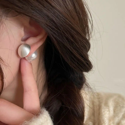 Retro Simple Pearl Earrings