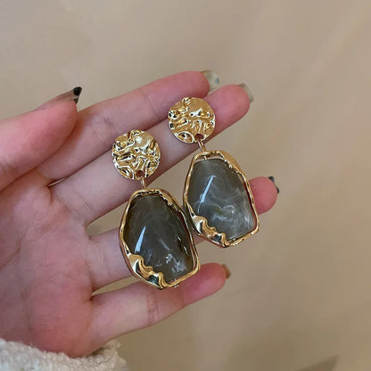 Silver Needle Exquisite Resin Irregular Earrings