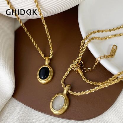 18K Gold Black White Gem Stone Chain Necklace