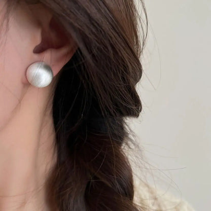 Retro Simple Pearl Earrings
