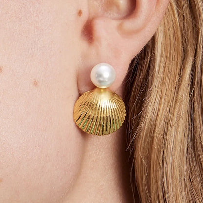 Gold Shell Pearl Earrings