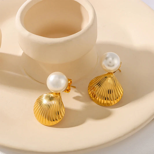 Gold Shell Pearl Earrings